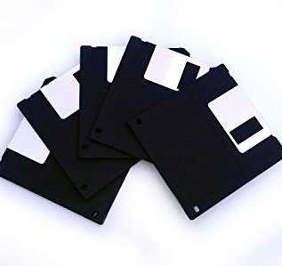 100 Floppy Disks. 3.5 inch Diskettes. Formatted 1.44 MB. DS/HD MF-2HD. Manufactured in 2011.