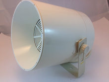 Load image into Gallery viewer, Ultrak Splash Proof Weather Resistant 6&quot; 20 WATT Outdoor Speaker
