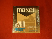 Load image into Gallery viewer, Maxwell Corporation Maxwell Mf2hd High Density Floppy Disks IBM &amp; Compatibles Formatted (Blister Box Package)(10 Per Box) Specifications: Double Sided, High Density, 1.44mb Capacity, Formatted-2.0mb C
