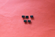 Load image into Gallery viewer, S.U.R. &amp; R Tools IC/Microchip K293LP1A USSR 15 pcs
