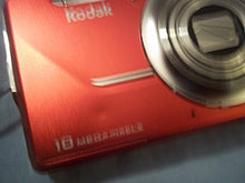 Load image into Gallery viewer, Kodak EasyShare M420 10MP 4x Optical Zoom (RED)
