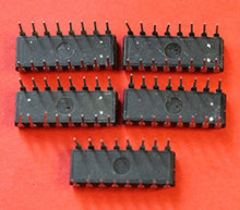 Load image into Gallery viewer, S.U.R. &amp; R Tools KR1628RR2 analoge MDA2062 IC/Microchip USSR 10 pcs
