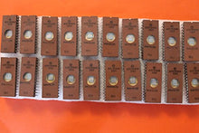 Load image into Gallery viewer, S.U.R. &amp; R Tools IC/Microchip USSR KS573RF4A Analogue 2764 Lot of 1 pcs
